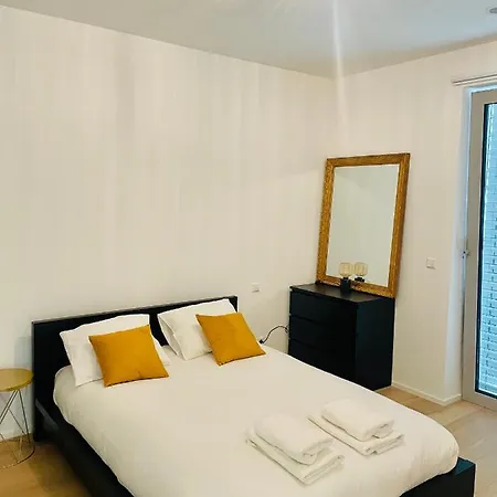 New & Large 1 Bedroom In Center- Terrace & Parking * Luxembourg